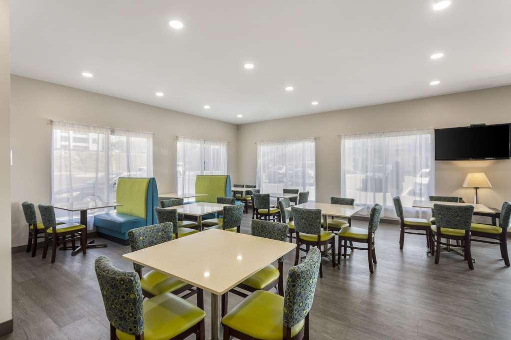 Quality Inn Cookeville Restoran gambar